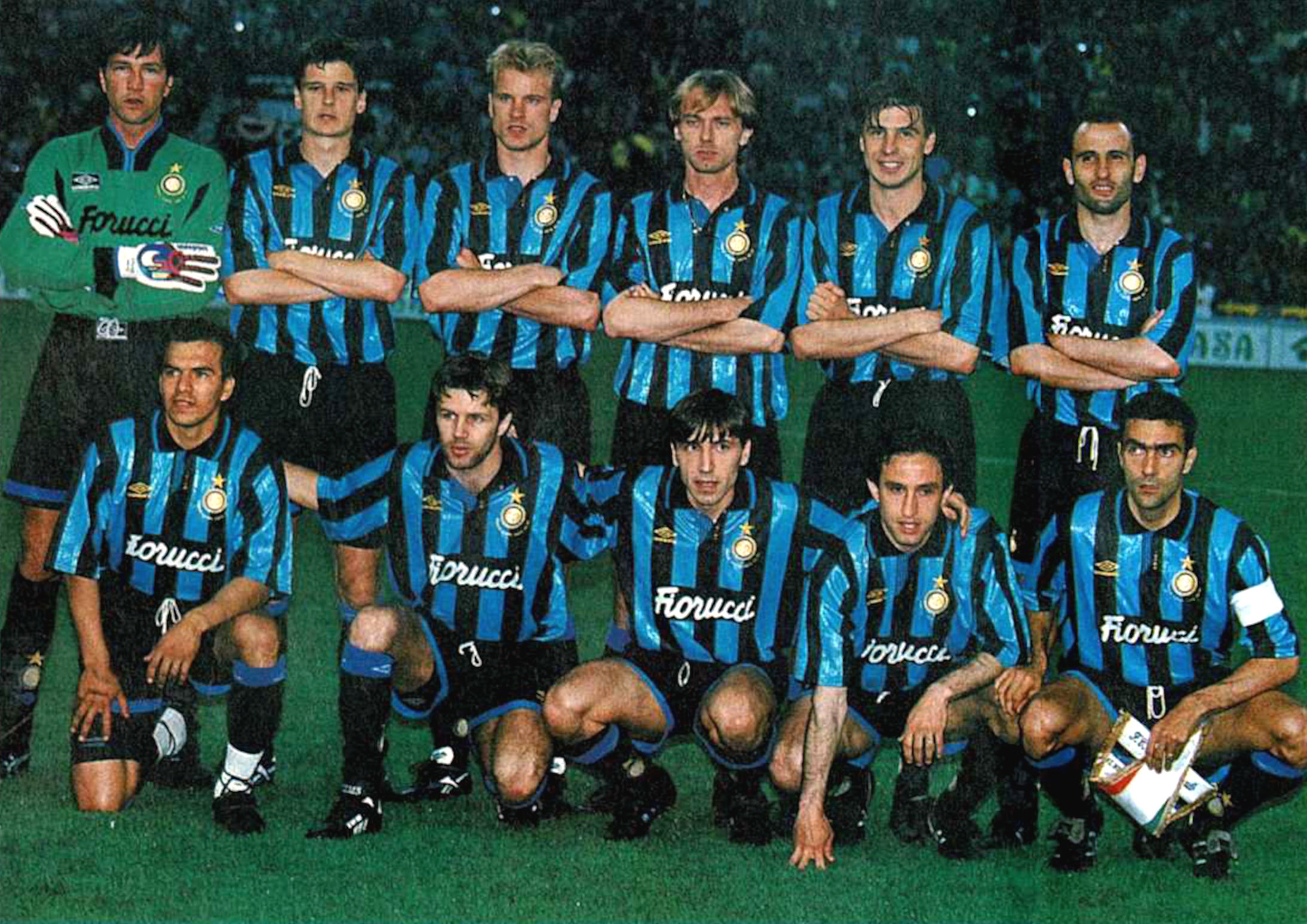 Inter de Milán 1993, cuando estuvo a solo un punto de descender a la segunda división de Italia.